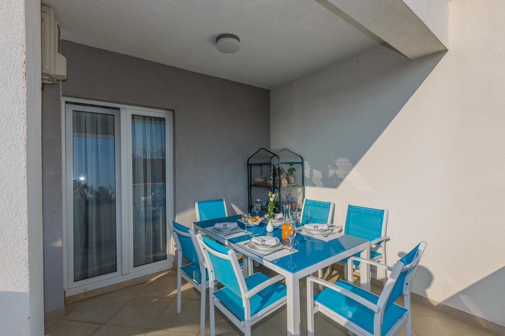 Villa Apartments Katja Trogir Ngoại thất bức ảnh