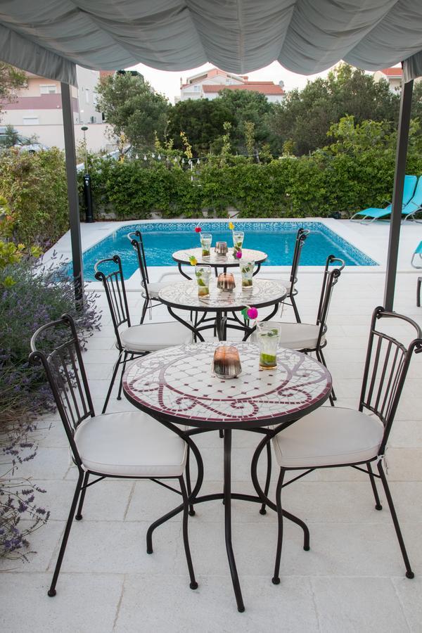 Villa Apartments Katja Trogir Ngoại thất bức ảnh